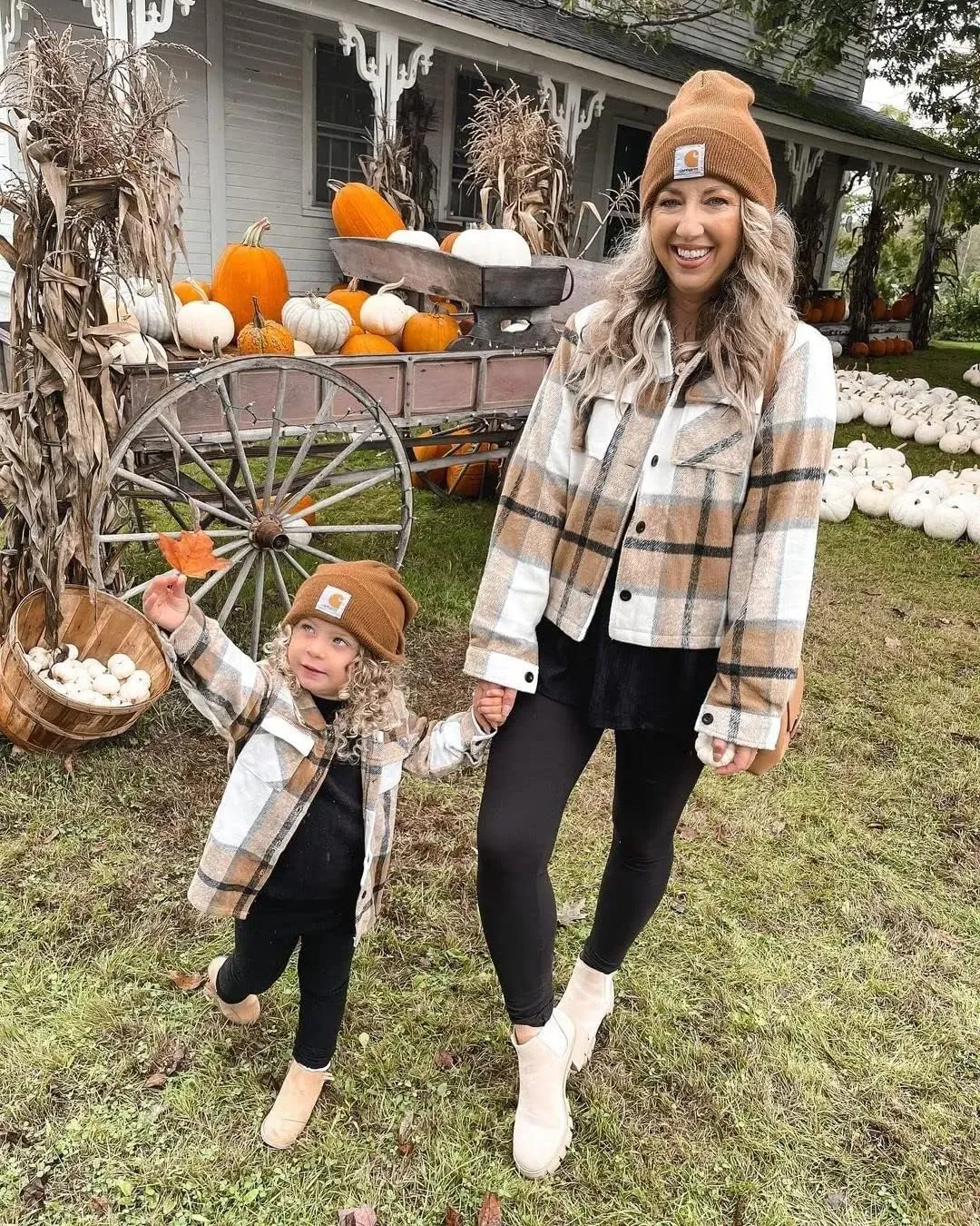 Binshre Womens Cropped Plaid Shacket Flannel Long Sleeve Button Down Jackets Coat for Women