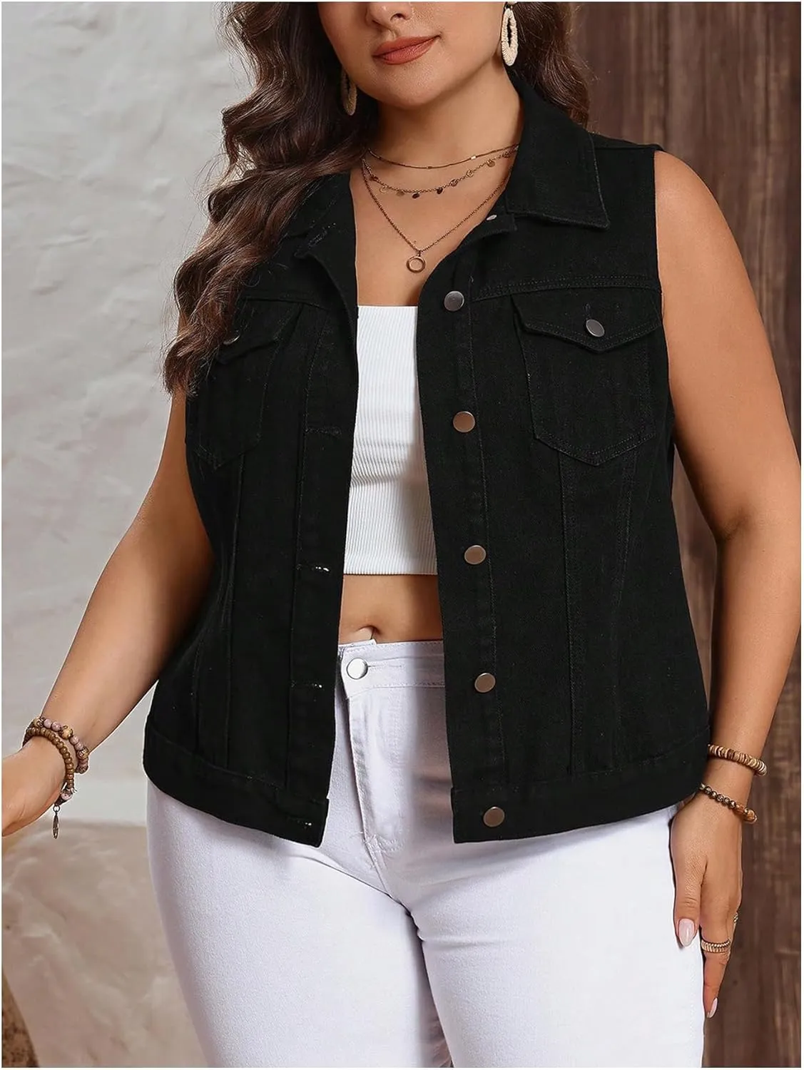 Floerns Women's Plus Size Sleeveless Vests Button Down Denim Jackets with Flap Pockets