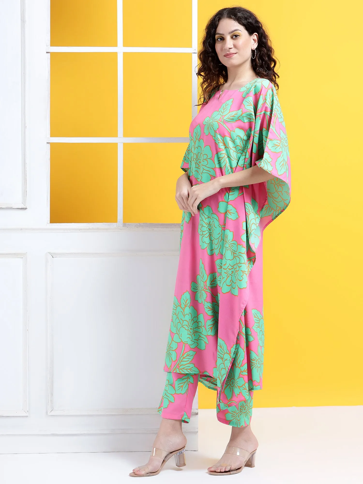 Fusion Finesse Kaftan Style Suit - Set of 2