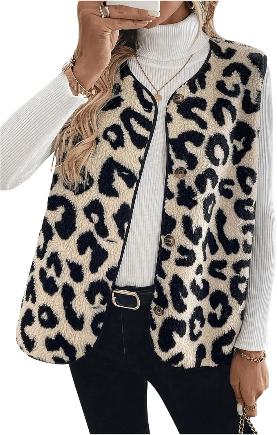 GORGLITTER Women's Cheetah Print Fleece Button Down Vest Coat V Neck Sleeveless Fleece Outerwear Black and White Small
