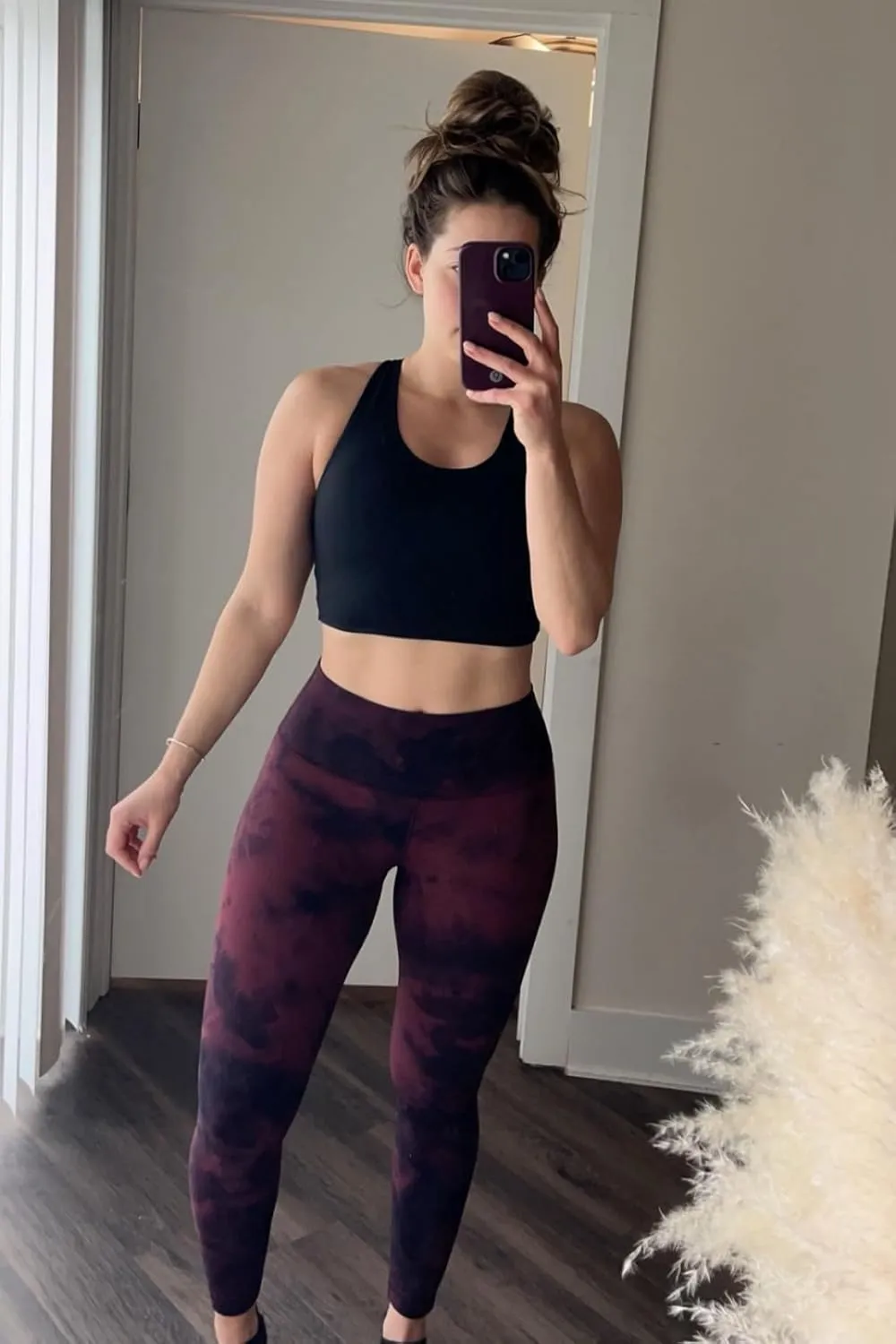 HeyNuts Essential/Pure&Plain 7/8 Leggings, High Waisted Compression Soft Pants Workout Athletic Yoga Pants 25"