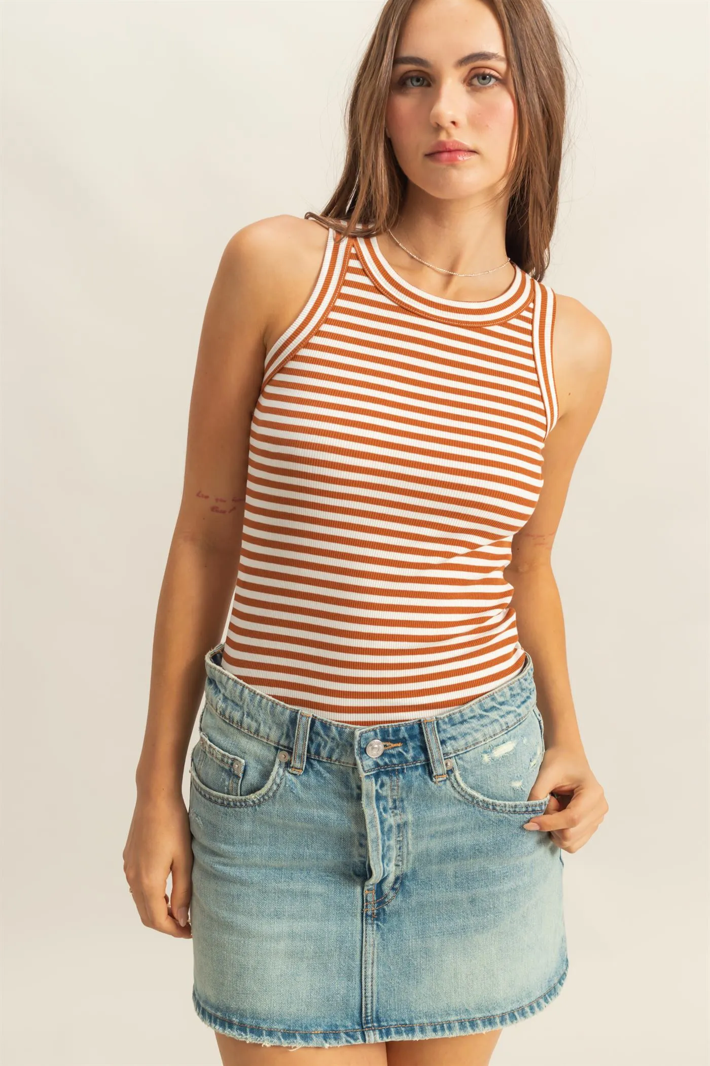 HF25A622-Striped Fitted Tank Top