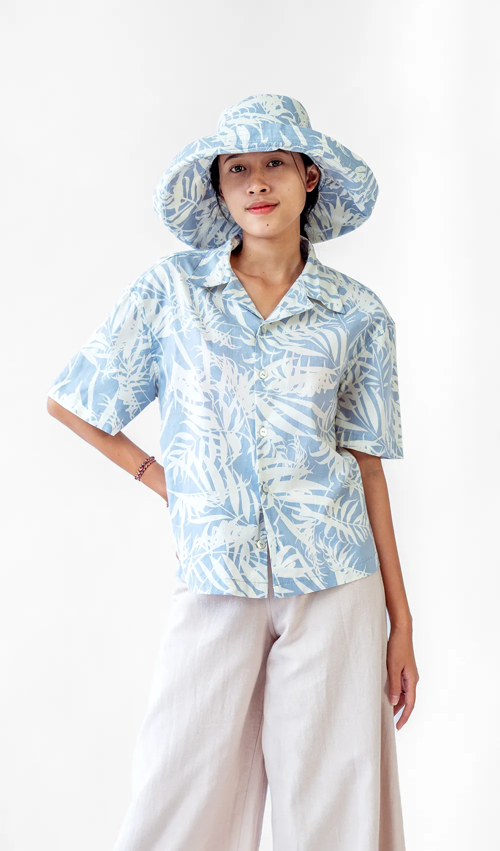 Palm Bluebell Cotton Relax Button Up, 2 sizes