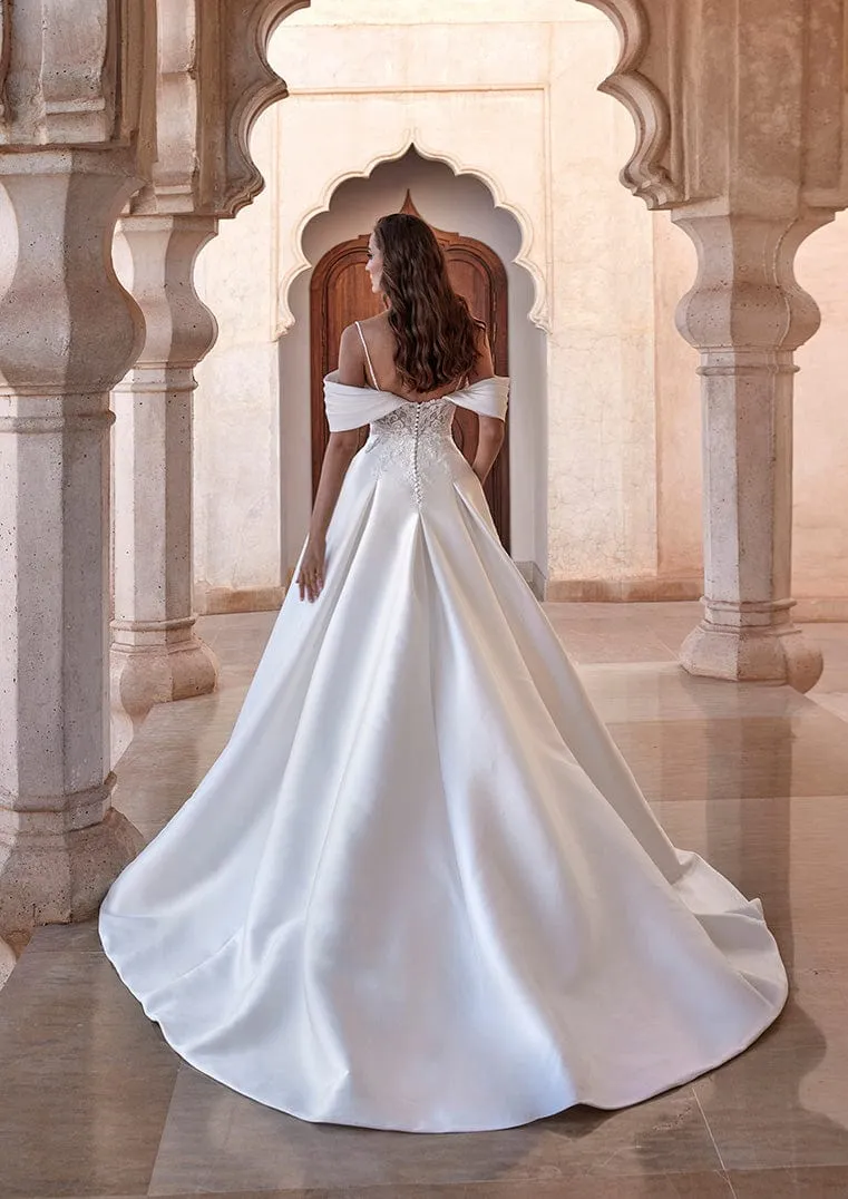 Pronovias: Gallya