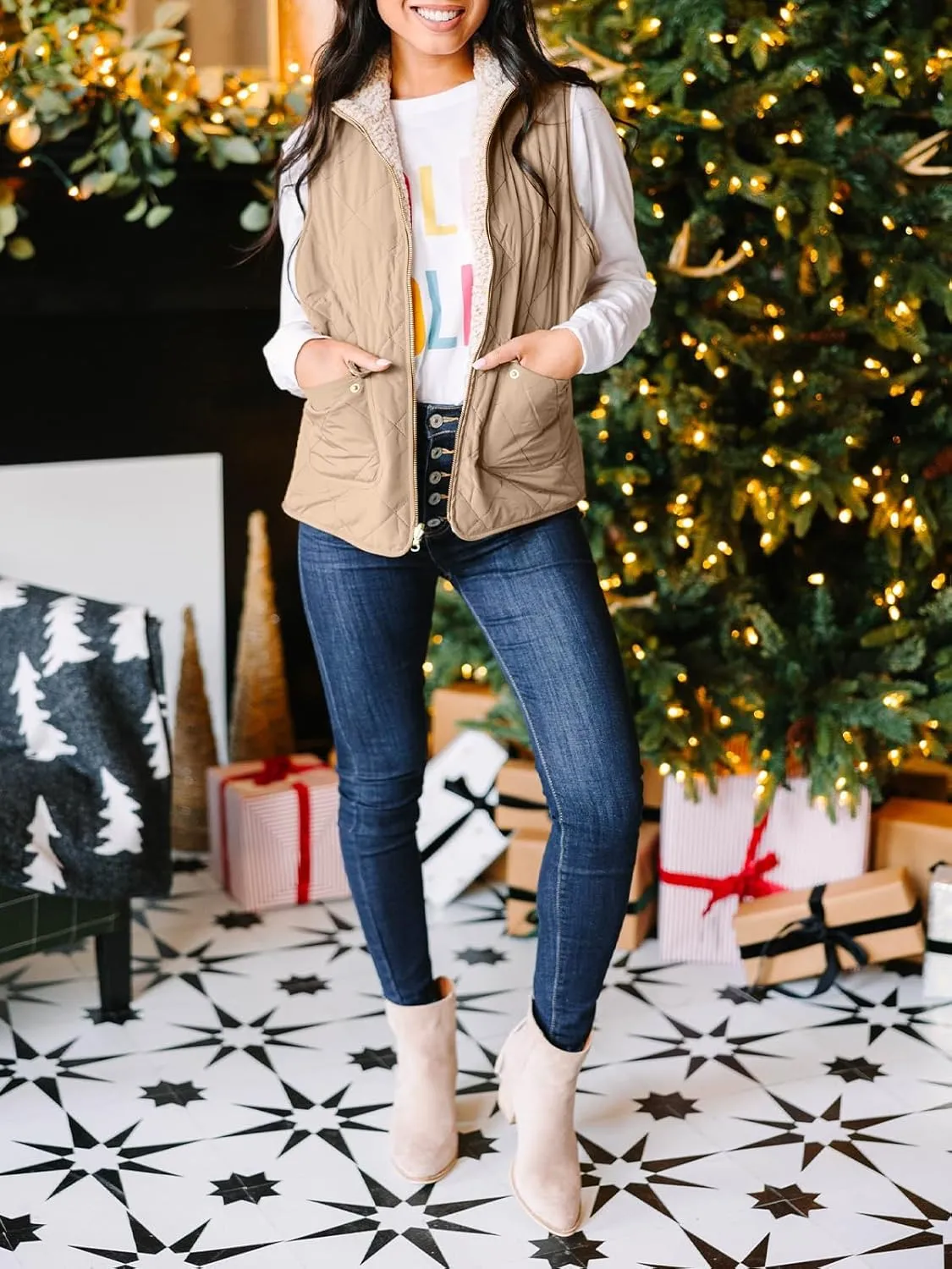 Valphsio Women's Reversible Sherpa Vest Quilted Zip Fleece Padded Gilet with Pockets