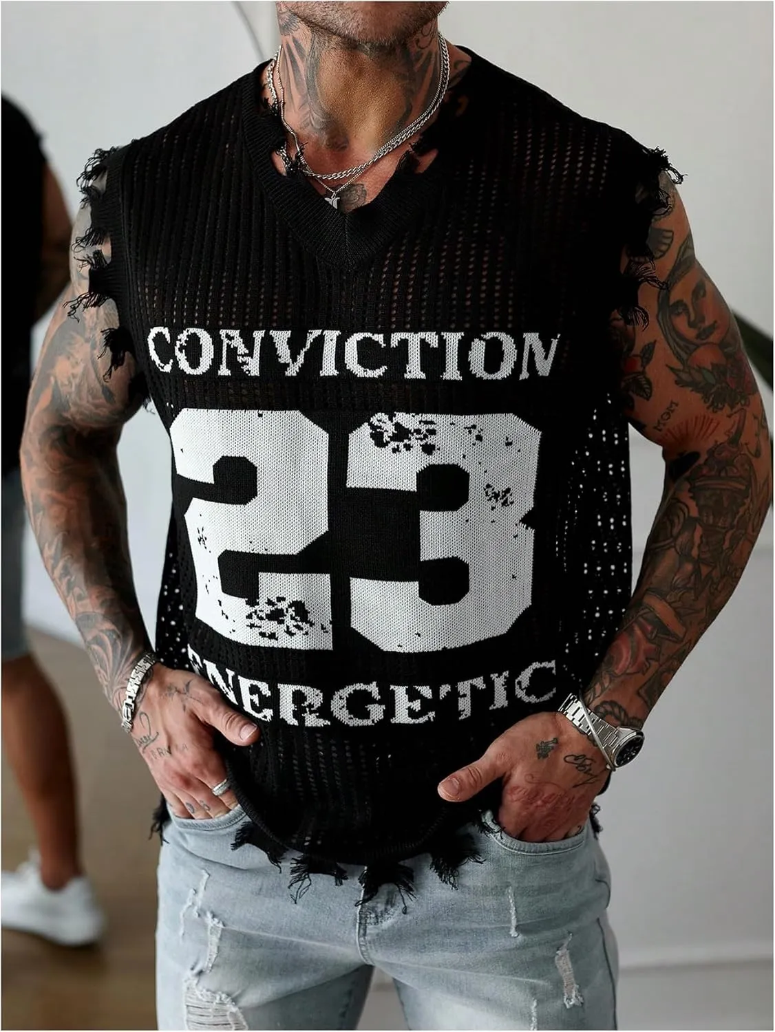 Verdusa Men's Graphic Letter Print Ripped Sweater Vest Sleeveless Summer Knit Tops