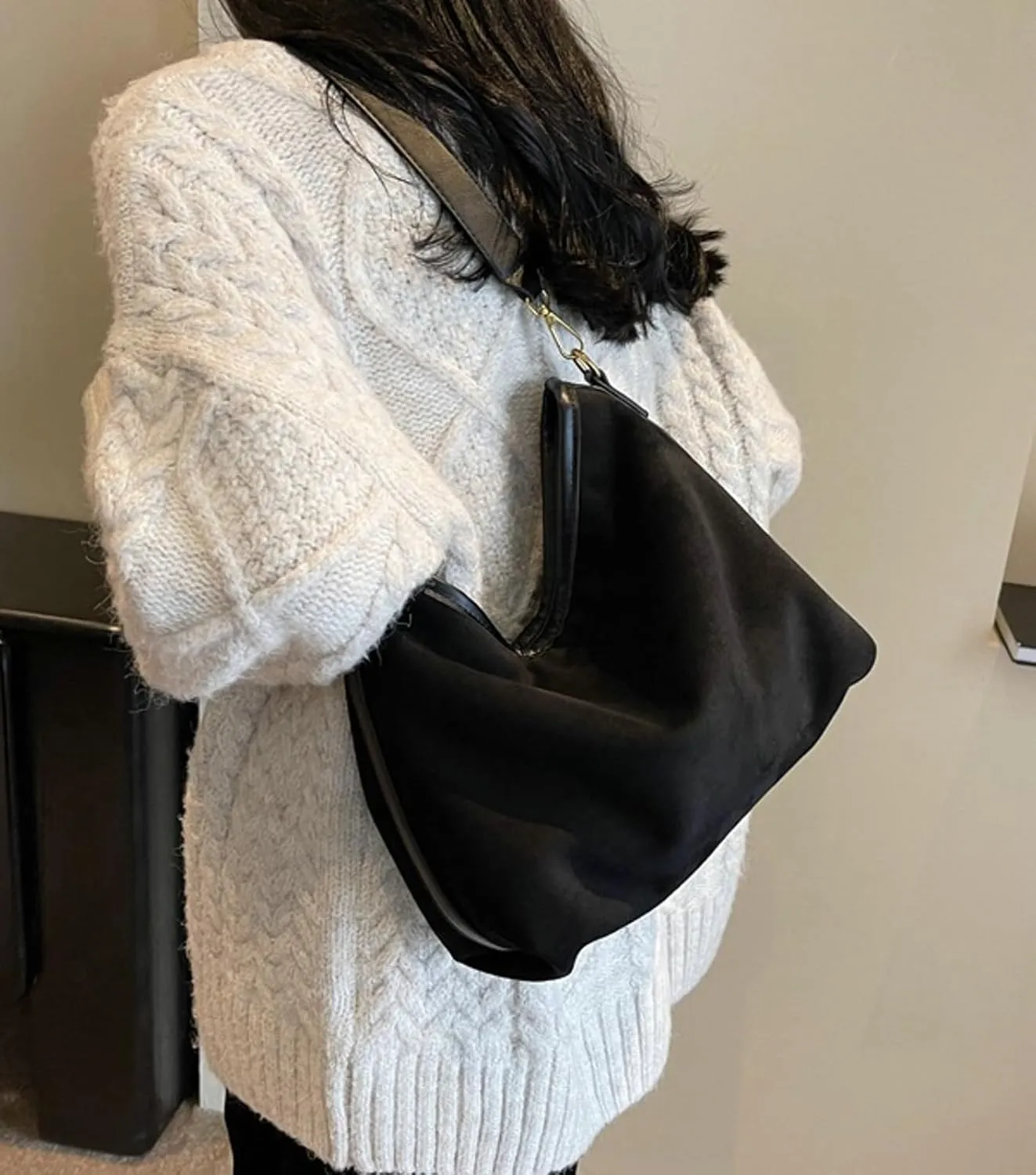 Vintage Faux Suede Crossbody Bag Women 2024 Fall Winter Stylish Bucket Bag College Commute