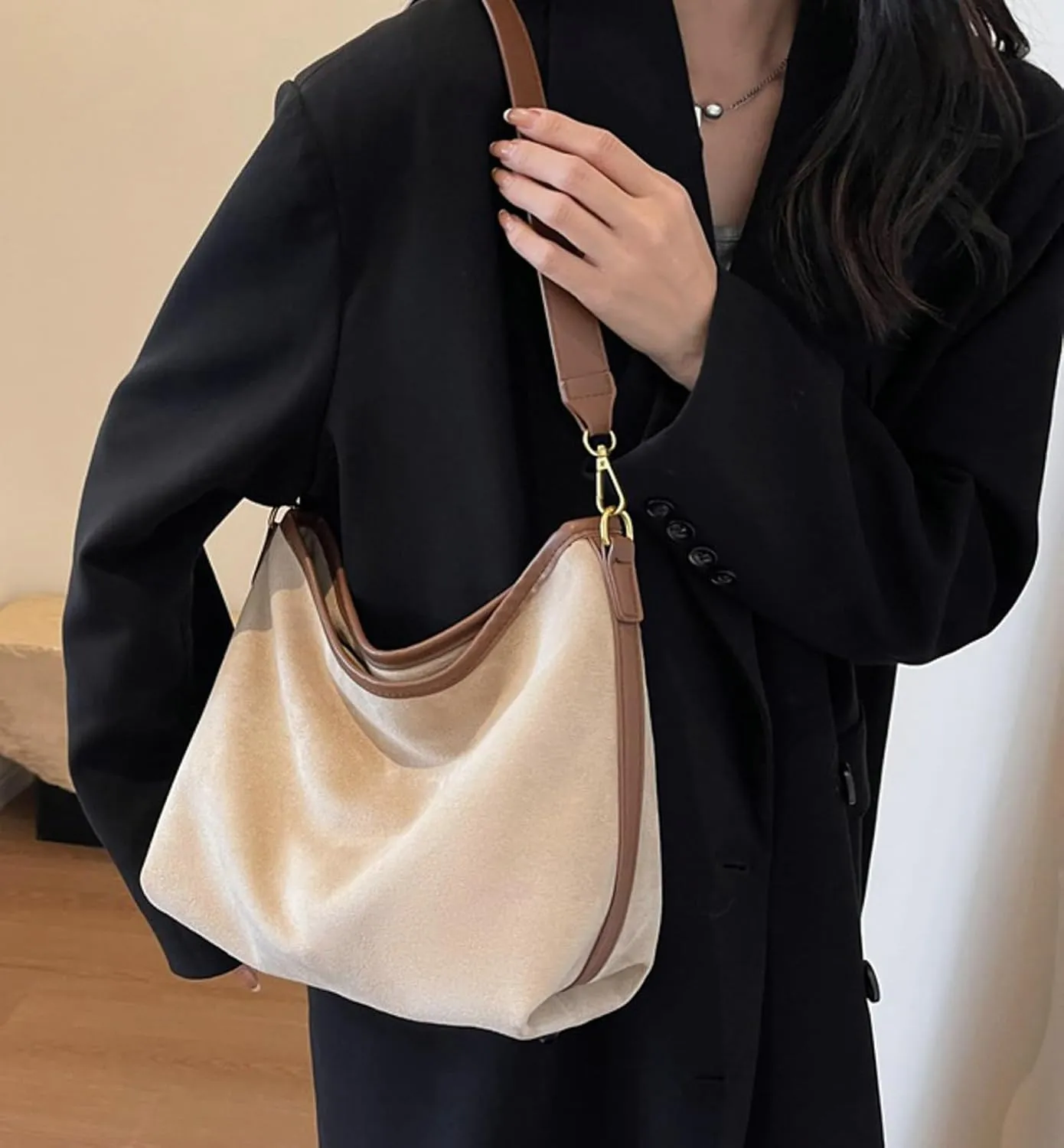 Vintage Faux Suede Crossbody Bag Women 2024 Fall Winter Stylish Bucket Bag College Commute