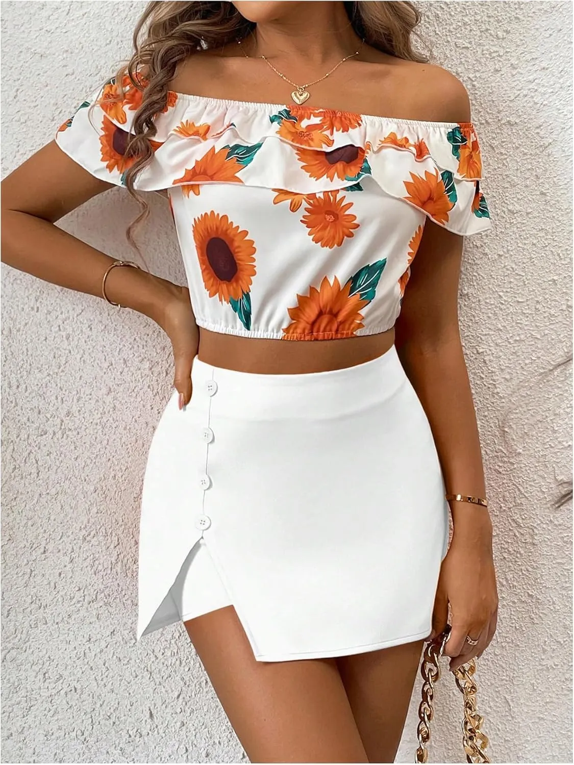 WDIRARA Women's Button Front Side Slit Mini Shorts High Waist Summer Stylish Skort Short