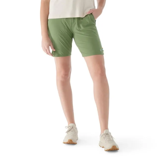 Women's 8" Short