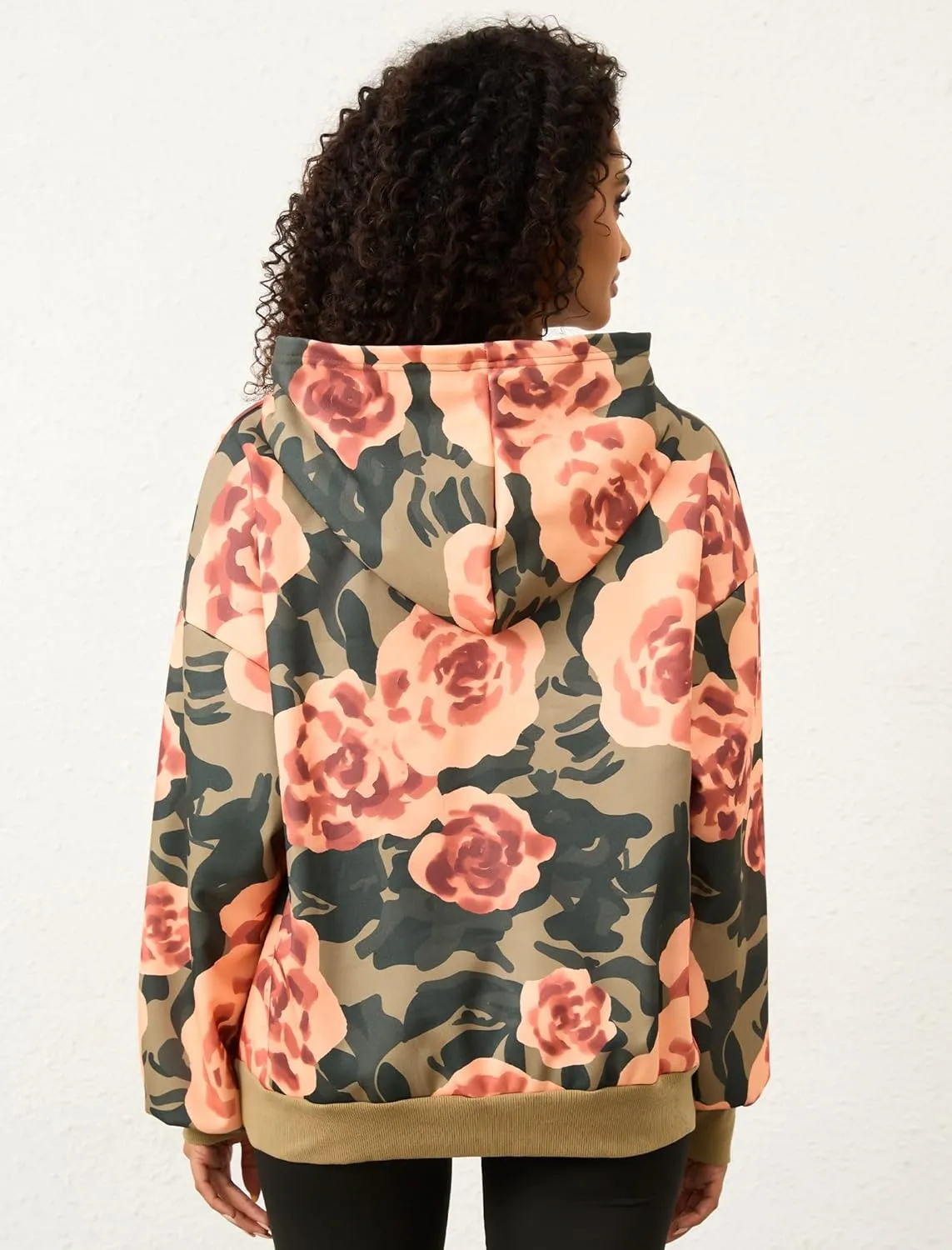 Womens Camo Hoodies Print Oversized Hooded Sweatshirts Pullover Trendy Loose Fit Long Sleeve with Pocket Casual