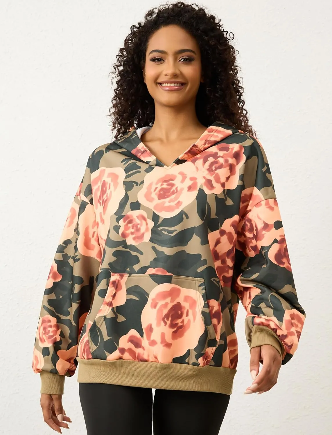 Womens Camo Hoodies Print Oversized Hooded Sweatshirts Pullover Trendy Loose Fit Long Sleeve with Pocket Casual