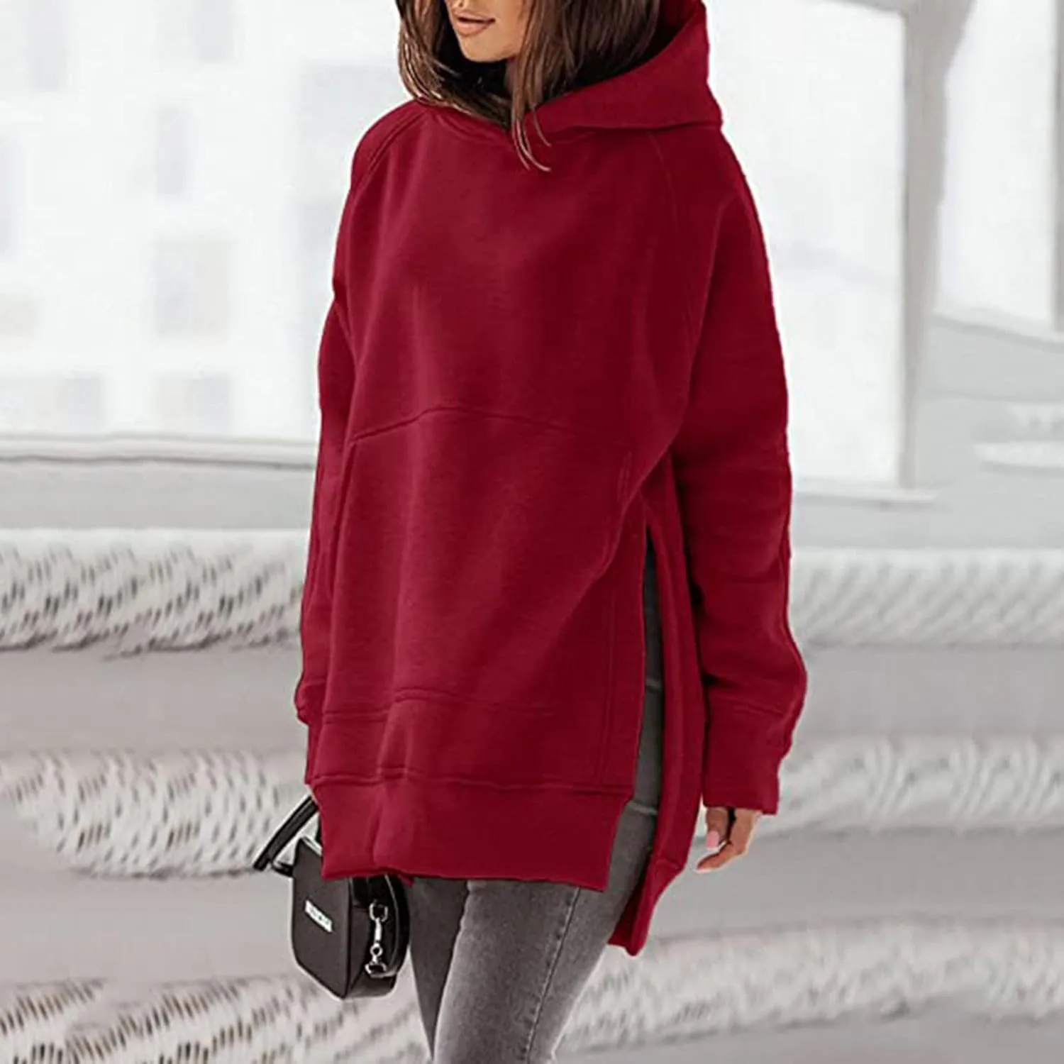 Women's Hoodies Casual Pullover Oversized Sweatshirt Long Sleeve Split Hem Hoodie with Kangaroo Pocket