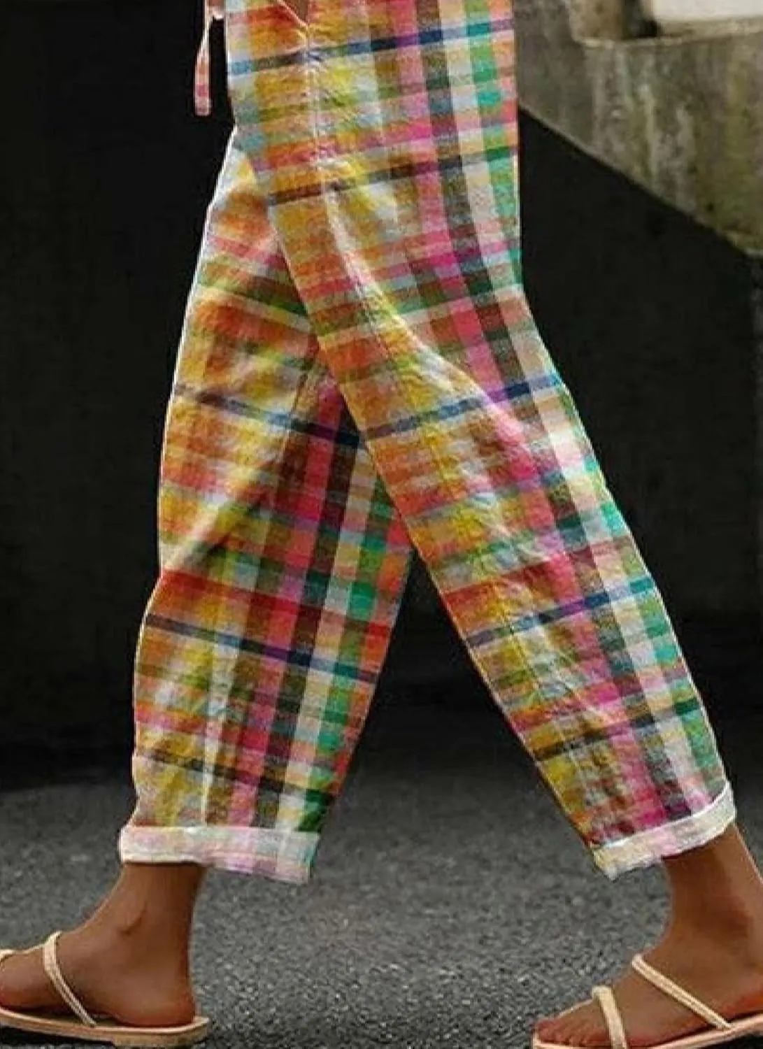 Womens Stylish Loose Fit Colorful Plaid Pants Wide-Leg Style with Pockets 2025 Fashion Outfits